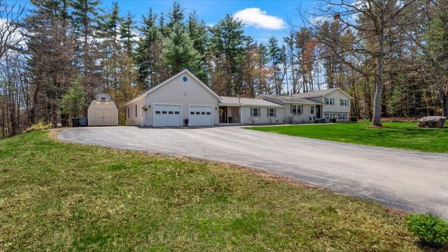 4 Wallace Drive, Merrimack, NH 03054