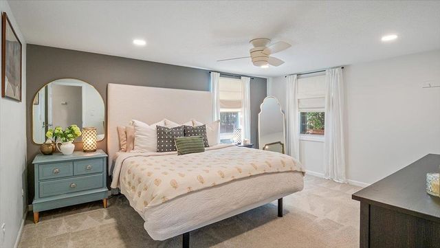 4 Wallace Drive, Merrimack, NH 03054