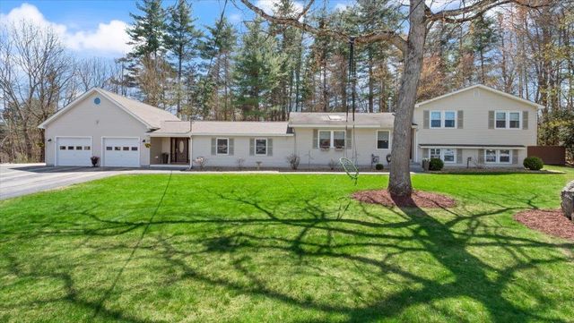 4 Wallace Drive, Merrimack, NH 03054