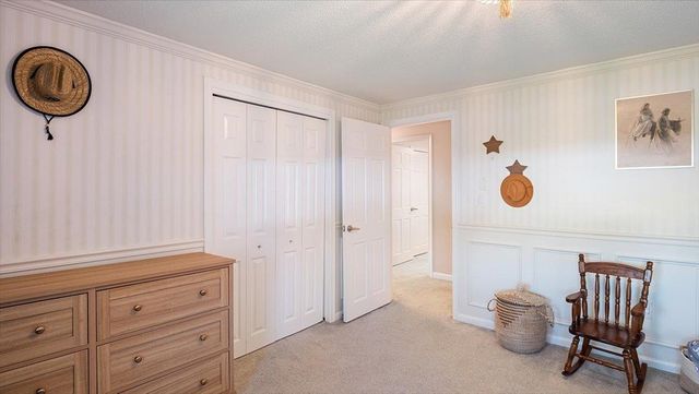 4 Wallace Drive, Merrimack, NH 03054