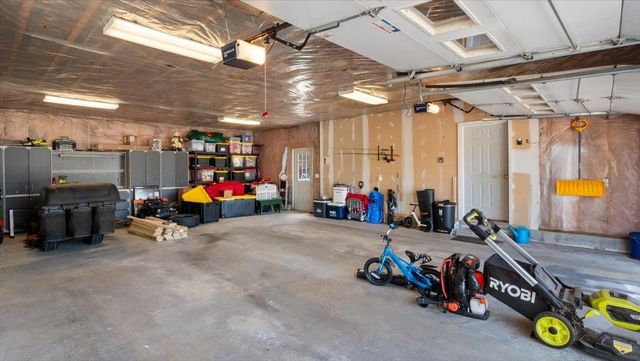 4 Wallace Drive, Merrimack, NH 03054