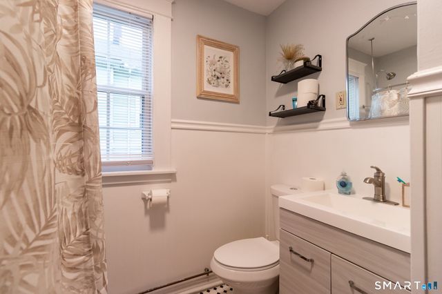 76 Gridley Street 2nd floor, Bristol, CT 06010