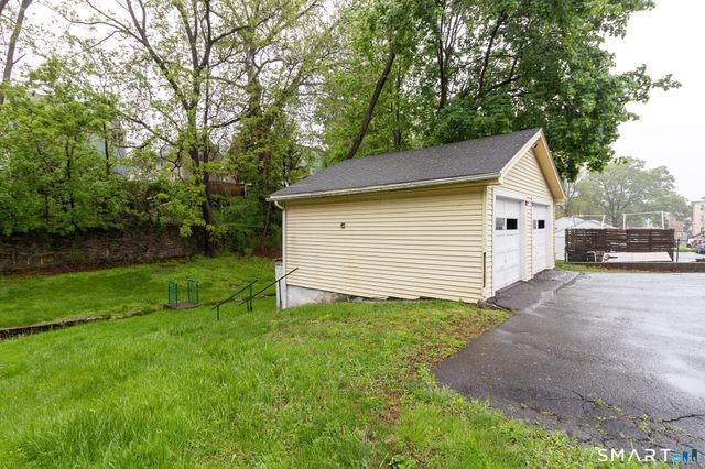 76 Gridley Street 2nd floor, Bristol, CT 06010
