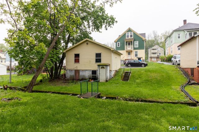 76 Gridley Street 2nd floor, Bristol, CT 06010