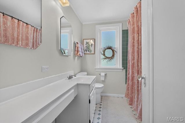 222 Central Avenue, Webster Groves, MO 63119