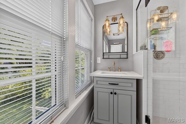 222 Central Avenue, Webster Groves, MO 63119