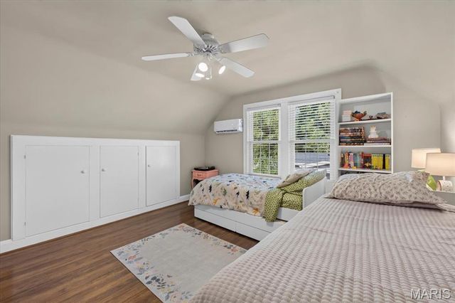 222 Central Avenue, Webster Groves, MO 63119