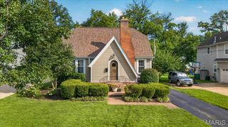 222 Central Avenue, Webster Groves, MO 63119
