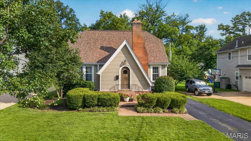 222 Central Avenue, Webster Groves, MO 63119