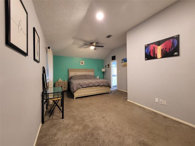 9406 Walnut Glen Drive, Houston, TX 77064