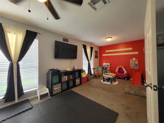 9406 Walnut Glen Drive, Houston, TX 77064