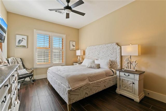 3944 Todd Lane 604, Gulf Shores, AL 36542