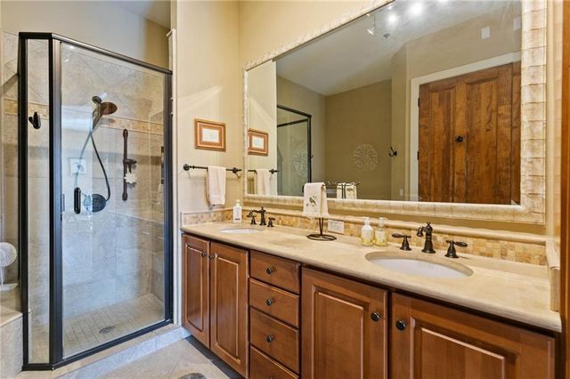 3944 Todd Lane 604, Gulf Shores, AL 36542