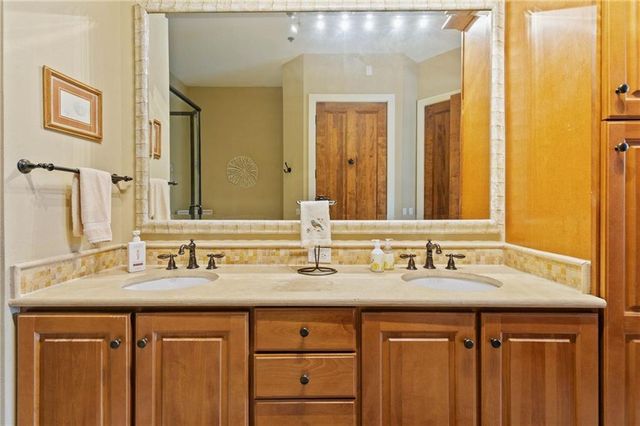 3944 Todd Lane 604, Gulf Shores, AL 36542