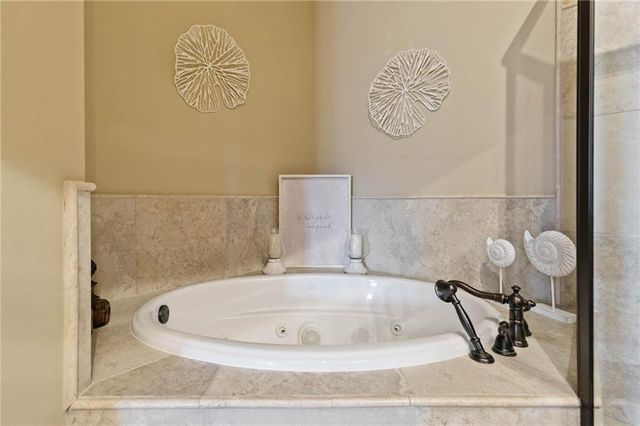 3944 Todd Lane 604, Gulf Shores, AL 36542