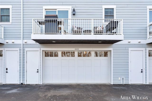 643 Greenslate Drive, Ada, MI 49301