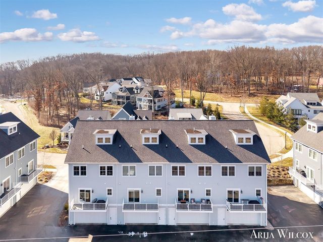 643 Greenslate Drive, Ada, MI 49301