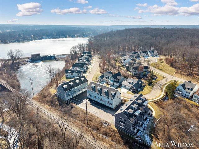 643 Greenslate Drive, Ada, MI 49301