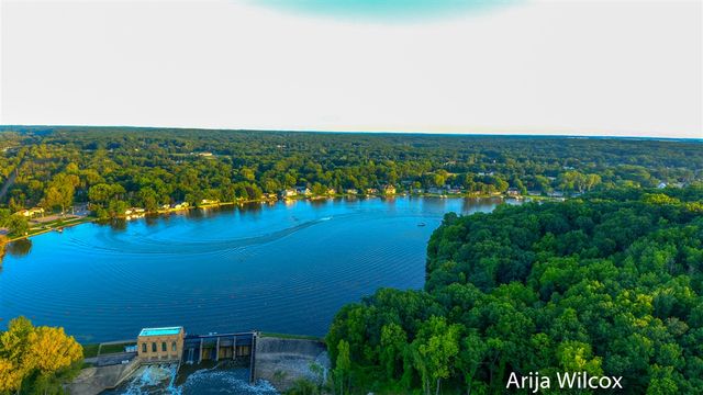 643 Greenslate Drive, Ada, MI 49301