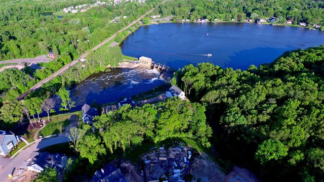 643 Greenslate Drive, Ada, MI 49301