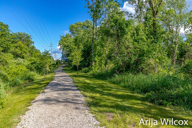 643 Greenslate Drive, Ada, MI 49301