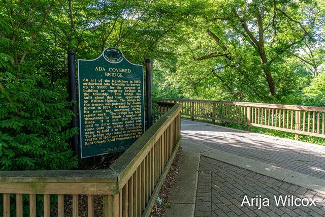 643 Greenslate Drive, Ada, MI 49301