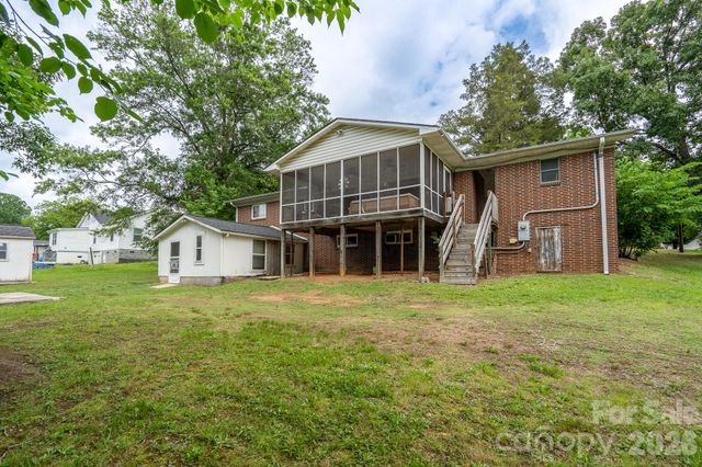 1018 Kentucky Street, Kannapolis, NC 28083