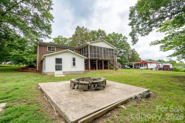1018 Kentucky Street, Kannapolis, NC 28083