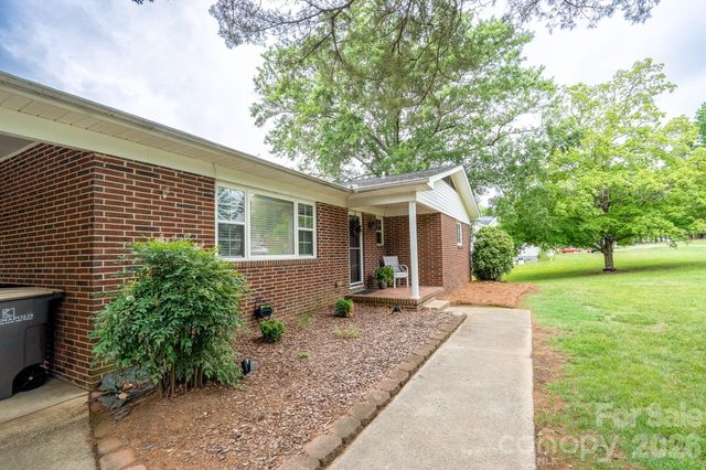 1018 Kentucky Street, Kannapolis, NC 28083