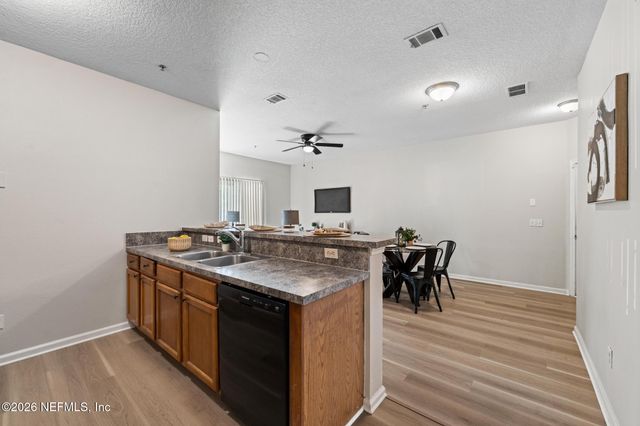 3620 KIRKPATRICK Circle 3, Jacksonville, FL 32210