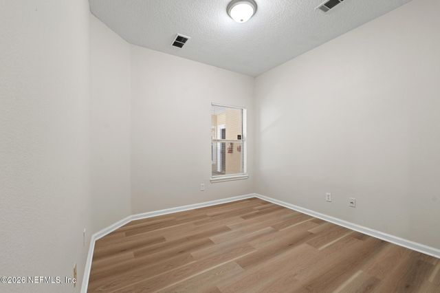 3620 KIRKPATRICK Circle 3, Jacksonville, FL 32210