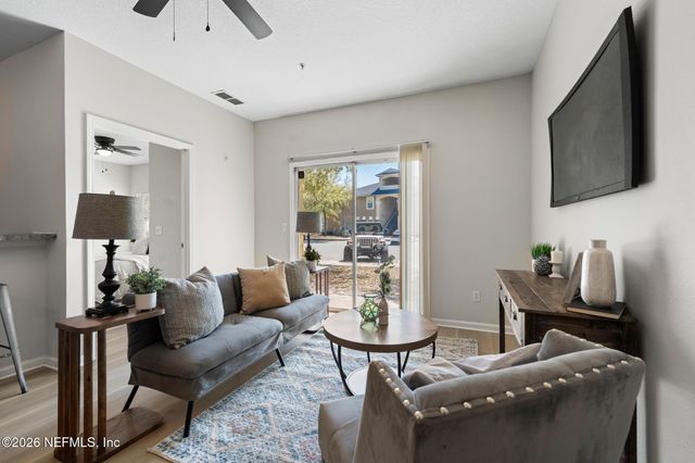 3620 KIRKPATRICK Circle 3, Jacksonville, FL 32210