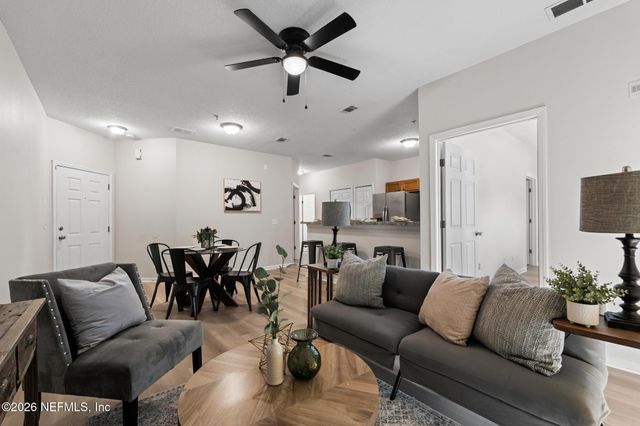 3620 KIRKPATRICK Circle 3, Jacksonville, FL 32210