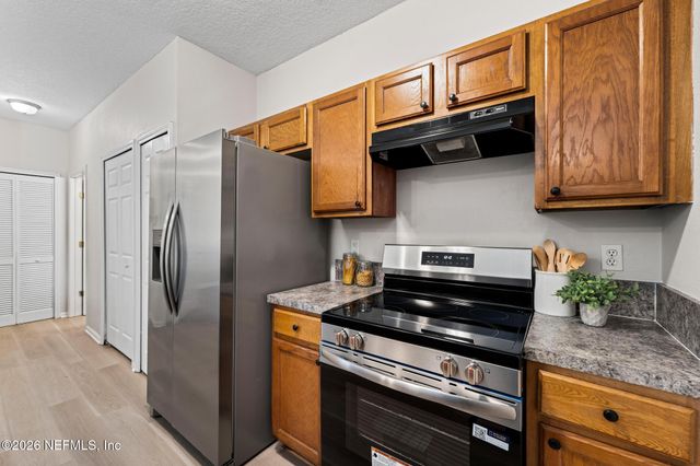 3620 KIRKPATRICK Circle 3, Jacksonville, FL 32210