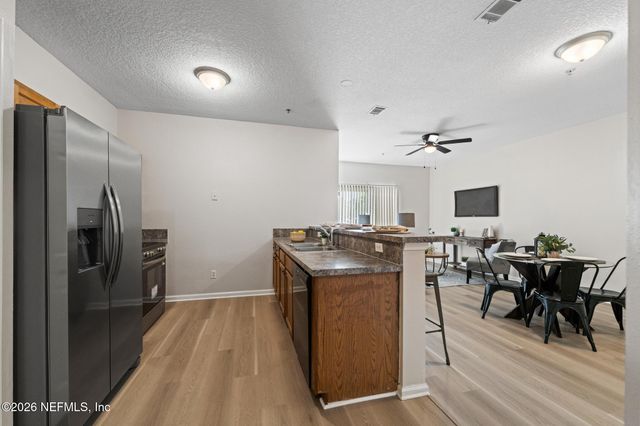 3620 KIRKPATRICK Circle 3, Jacksonville, FL 32210