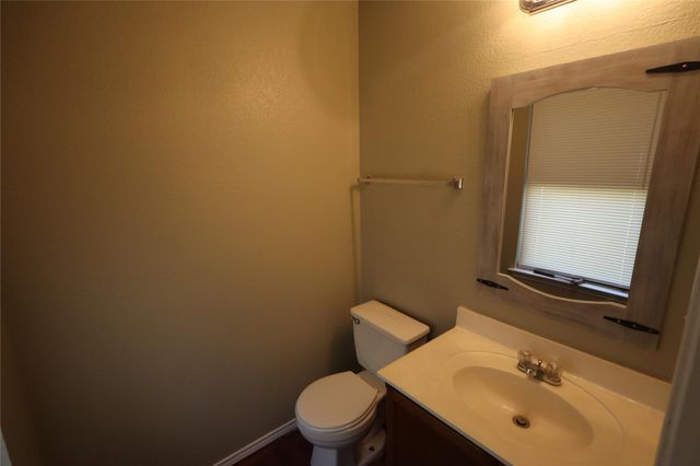 5320 Mathra DR, Del Valle, TX 78617