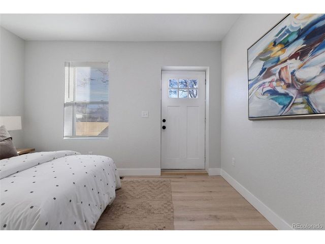 1037 Hazel Ct, Denver, CO 80204