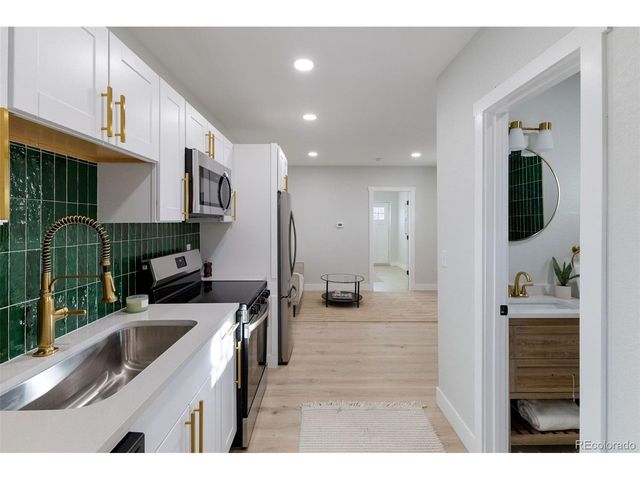 1037 Hazel Ct, Denver, CO 80204