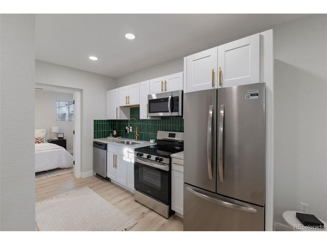 1037 Hazel Ct, Denver, CO 80204