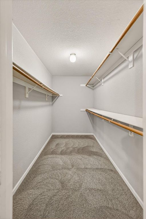 Image 22 of property listing at 2375 Fallbrook Avenue, Clovis, CA 93611