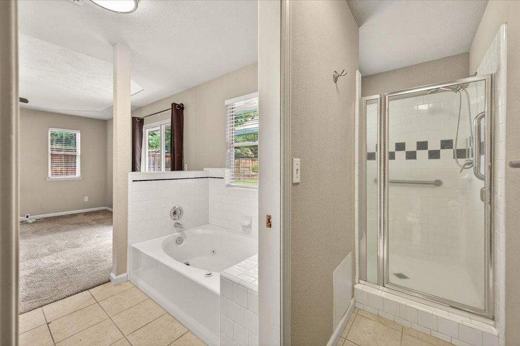 Image 25 of property listing at 2375 Fallbrook Avenue, Clovis, CA 93611