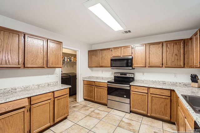 10411 Tiger Paw, San Antonio, TX 78251