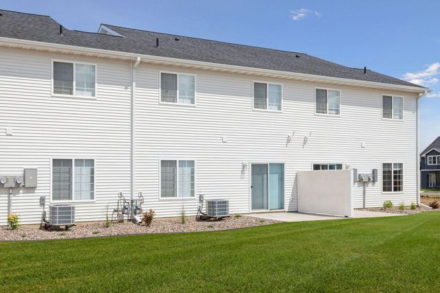 636 Franklin Street, Roberts, WI 54023