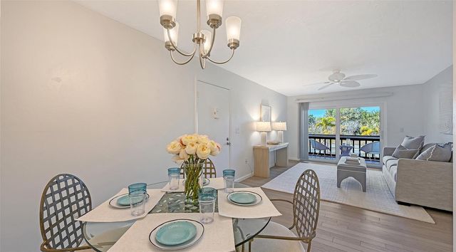 3201 BENEVA ROAD 204, Sarasota, FL 34232