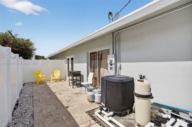 268 SE 8th Ave, Deerfield Beach, FL 33441