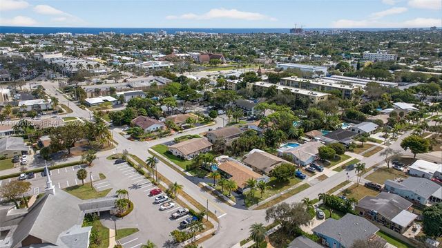 268 SE 8th Ave, Deerfield Beach, FL 33441