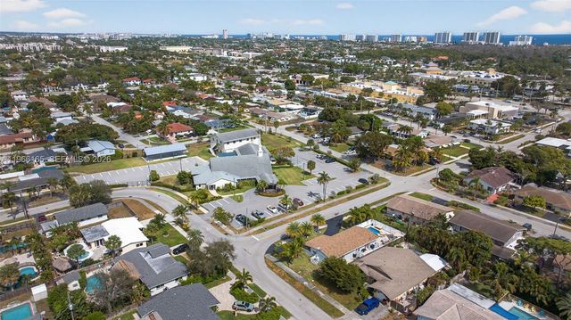 268 SE 8th Ave, Deerfield Beach, FL 33441