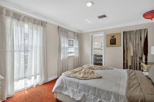 268 SE 8th Ave, Deerfield Beach, FL 33441