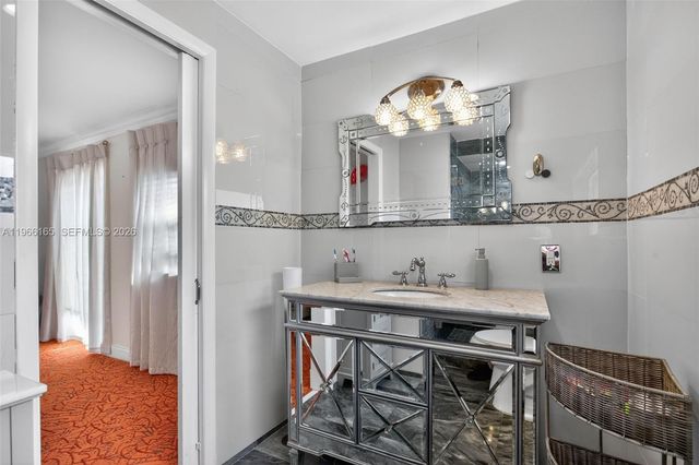 268 SE 8th Ave, Deerfield Beach, FL 33441