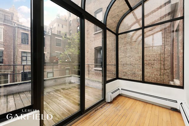 23 W 69TH Street, New York City, NY 10023